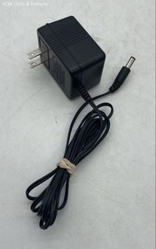 Hyperkin Mini Console NES Compatible 2 Controllers AC Adapter AV Cable