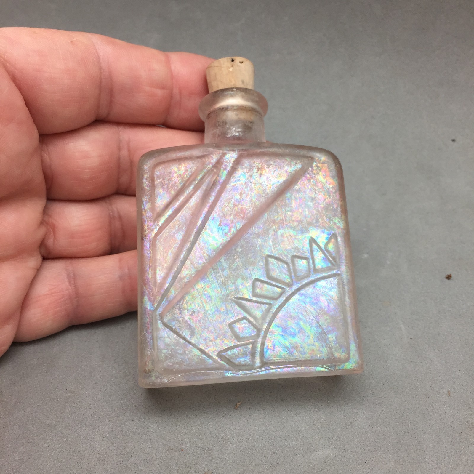 Antique Perfume Cosmetic Bottle Embossed Sun Sunbeams Rainbow Iridescence 2.75"
