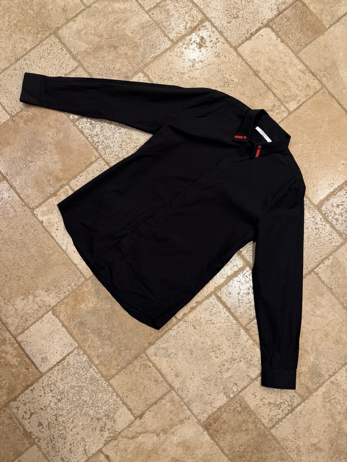 Givenchy Red Star Embroidered Collared Black Butt… - image 6