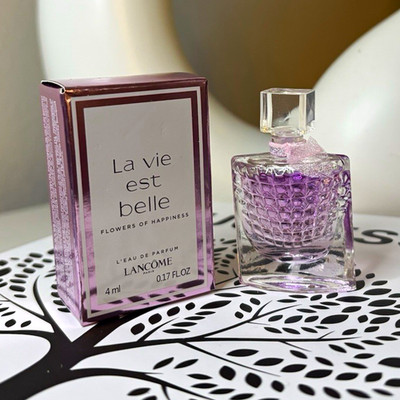 Lancôme La Vie Est Belle Eau de Parfum Sample Size Spray 0.17 fl oz