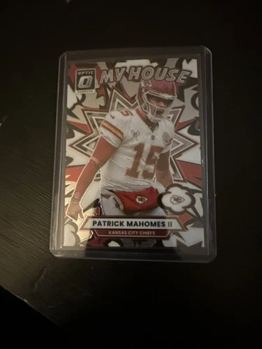 2025 Donruss Optic Patrick Mahomes II Base (RAW)