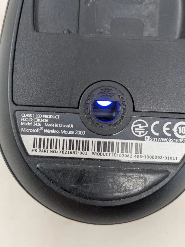 Microsoft Wireless Mouse 2000 Model 1416 Black with USB RECEIVER - Image 3 of 4