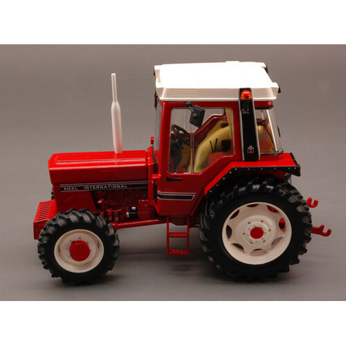 Case International Toys ERTL 1/64 International Harvester 1486 Tri
