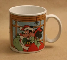 Mickey & Minnie Mouse Mistletoe Kiss 1988 Applause Walt Disney Christmas Cup Mug