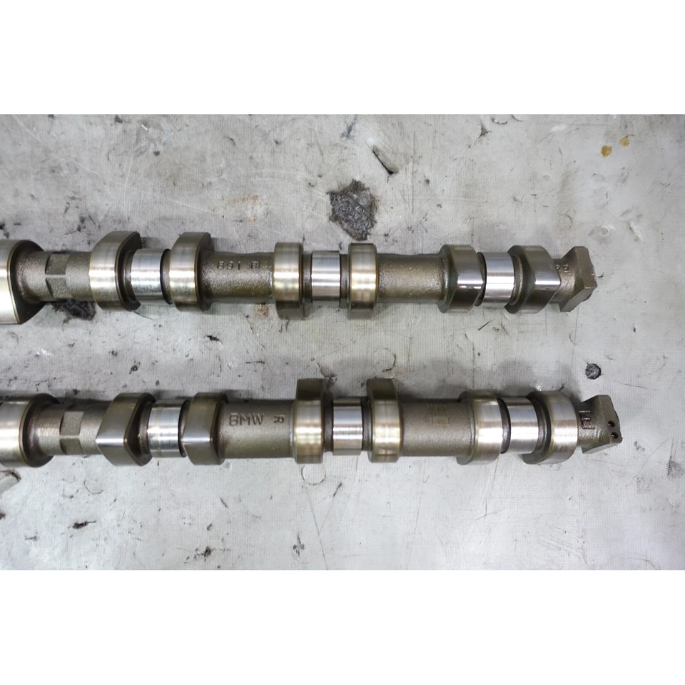 BMW E34 525i M50 1995 6 cilindros árbol de levas tardío par entrada escape OEM Foto 4 de 4