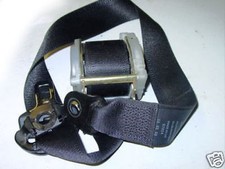 Opel Omega B Sicherheitsgurt Gurt vorne rechts 90565010 90379450