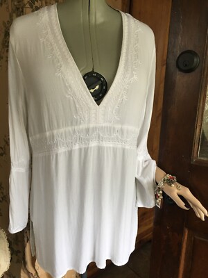 90s L-XL White Low V-Neck Tunic Boho Renaissance Soutache Trim Vent 3/4 Sleeves