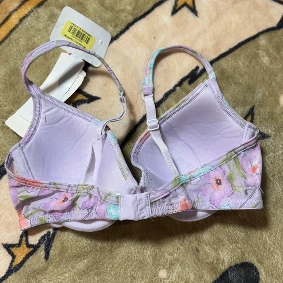 Sujetador con aros acolchado estampado floral púrpura Cabernet Intimates talla 34B nuevo con etiquetas Foto 2 de 2