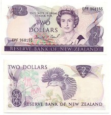 NEW ZEALNAD 2 Dollars (QEII) 1989-1992, Pick 170c, Almost Uncirculated