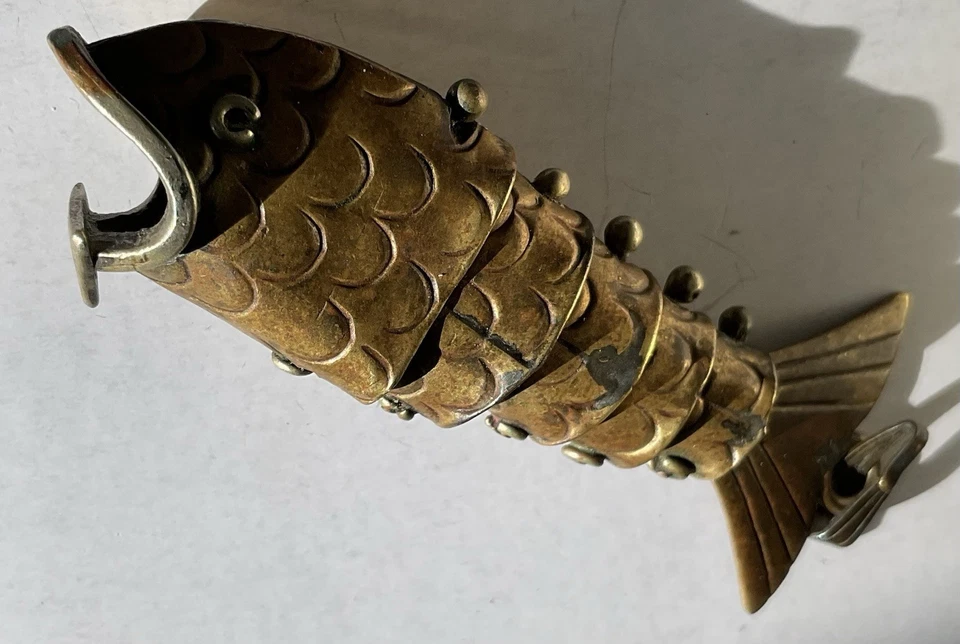 Очень старая антикварная шарнирная бронзовая рыба 2,5 дюйма 12,9 грамма - Изображение 3 из 4