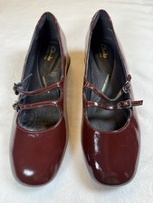 Clarks Daiss 30 Shine Mary Jane Pumps Women s...