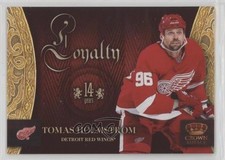 2010-11 Panini Crown Royale Loyalty 107/250 Tomas Holmstrom #TH 2d8