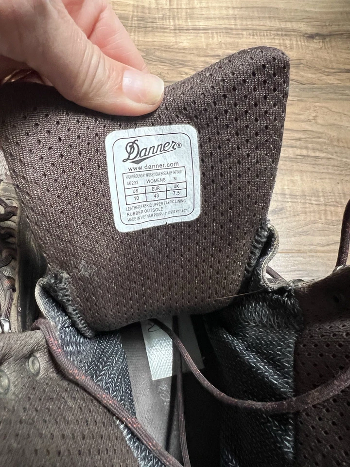 Danner Women’s 8” Rubber Sole Hunting Boots-Mossy Oak Camo Size 10M Gore-Tex - Image 4 of 4