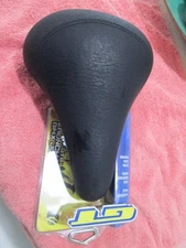 Nos bmx GT 16 Launchpad seat new