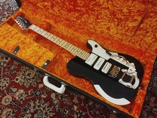 FENDER USA LTD Jack White Triplecaster inkl. ...