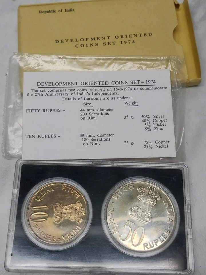 1974 India Unc Set 2 Coins, original packaging, SCARCE Development Set - Image 2 of 2