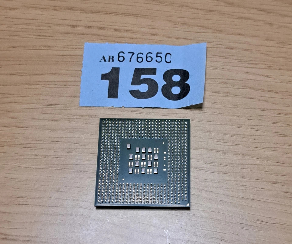 INTEL CELERON CPU SL6VV - (2.60GHz /128KB Cache/400MHz) Desktop Processor - Image 2 of 2