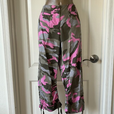 Womens Pink Camouflage Capris INC Pink Camo Cargo Capri Pants Sz NWT Bling!