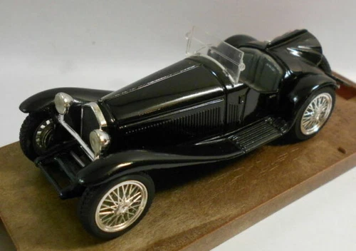 SAICO Morris Diecast Vans