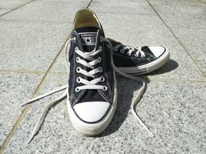 chucks schwarz 39
