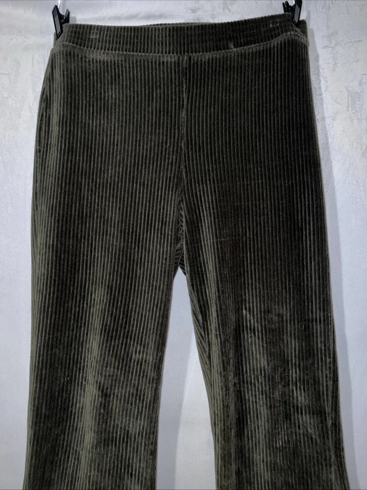 Aerie Pant Sz XL XLarge Army Green Groove-On Velour High Waisted Flare Pull-ons - Image 2 of 4