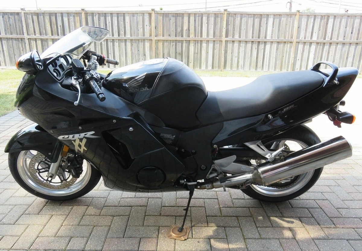 A Preserved Example of Honda's 1100XX Blackbird Speed Machine