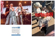 TIGIRLILY GOLD KENDRA & KRISTA SIGNED AUTOGRAPH 8x10 PHOTO w/EXACT PROOF & COA