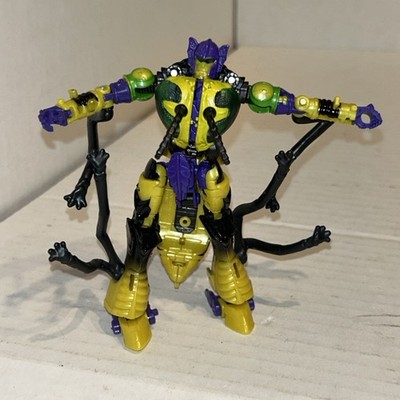 Transformers Legacy BUZZSAW complete deluxe generations Wasp figure A4