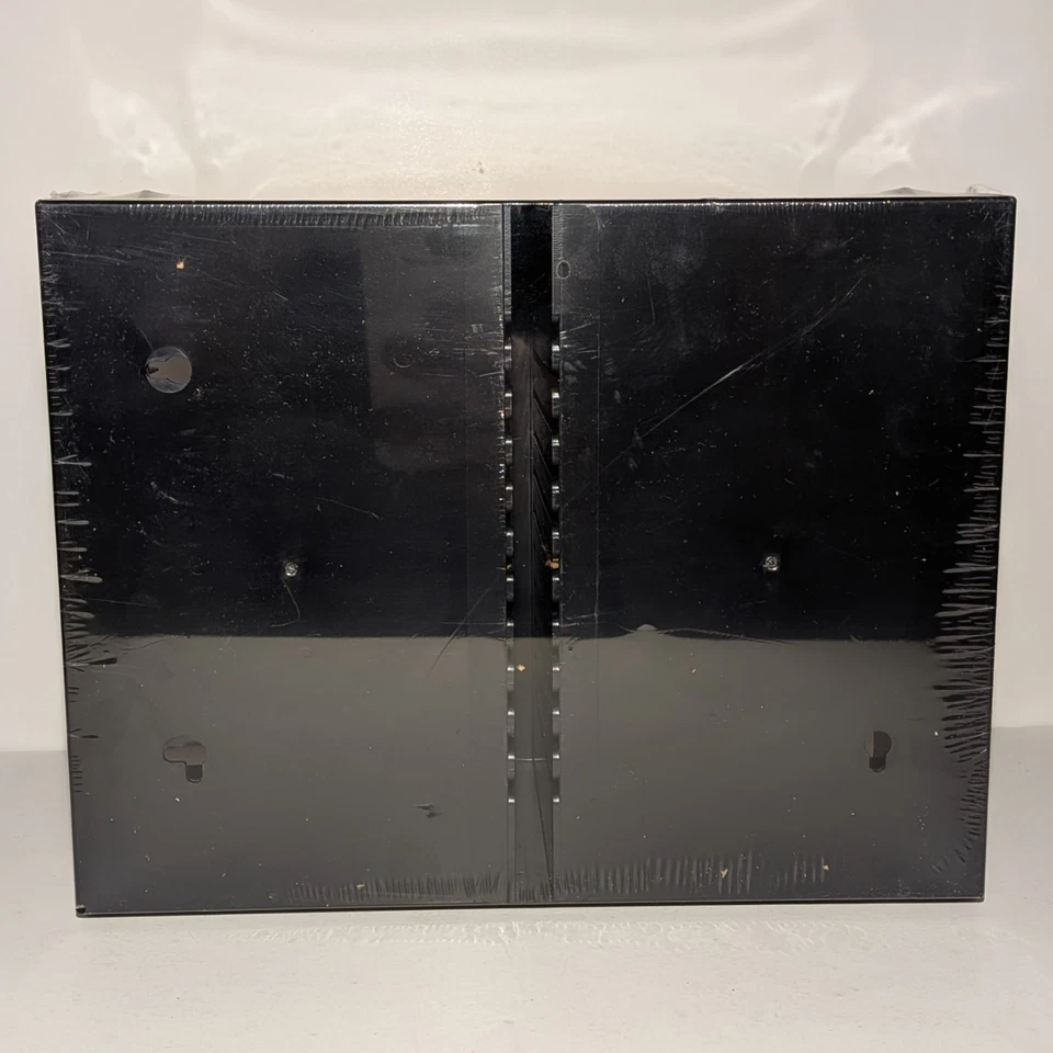 Vintage 1988 Case Logic TCD-30, 30 CD TRAY, Wall Mountable, Stackable NEW SEALED - Image 4 of 4