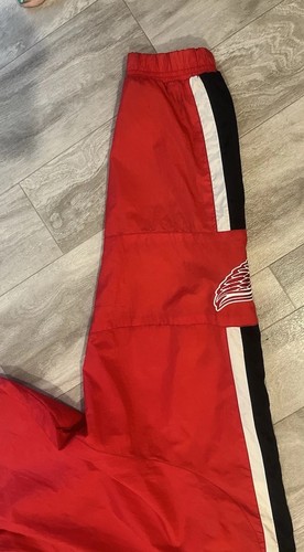Vintage 90s Detroit Redwings Starter Windbreaker Jacket Signed Steve Yzerman - Picture 5 of 15
