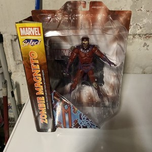 Magneto Zombie Marvel Select | eBay