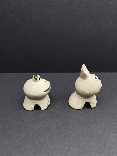 Flower Pot Huggers Critters Stone Frog And Bunny rabbit Set Of 2 Ornaments - Picture 2 of 9