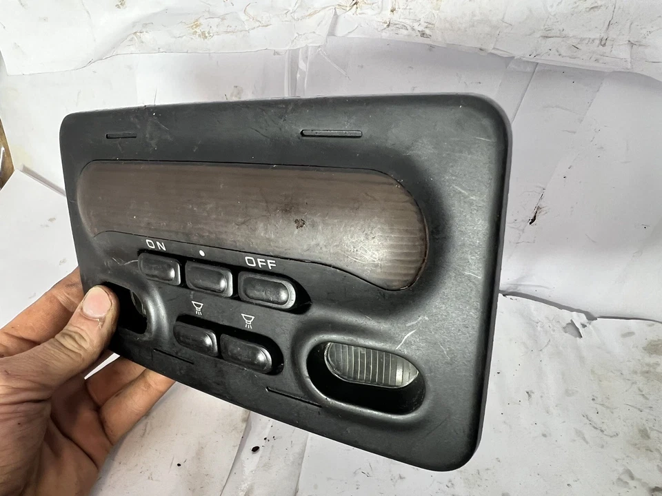 Luz domo doble turbo Mitsubishi 3000gt VR4/Dodge Stealth 91-97 Foto 2 de 4