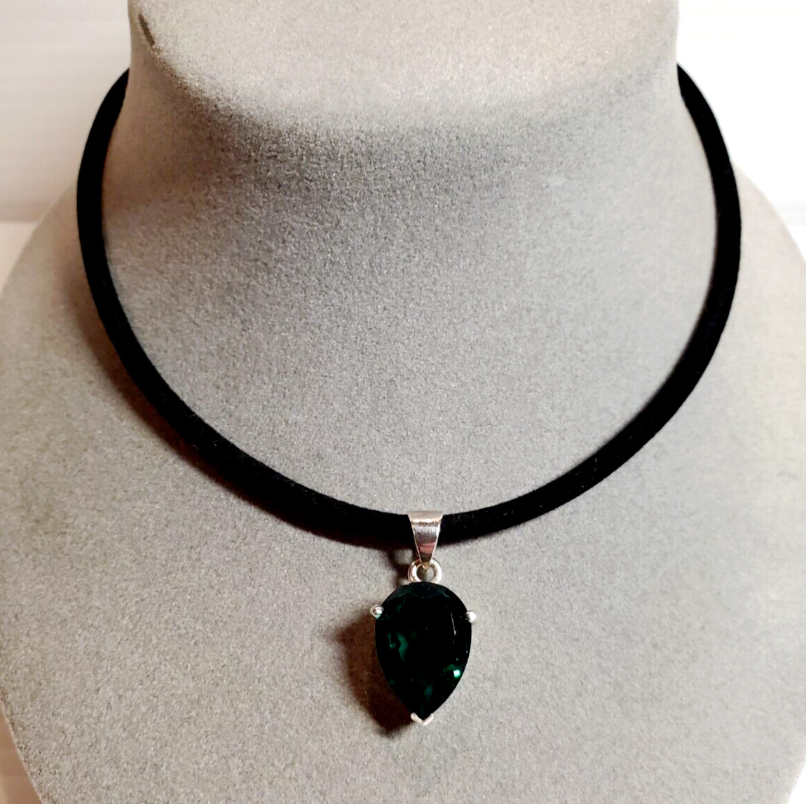 Solid Sterling Silver Green Pear Shaped Stone Pen… - image 3