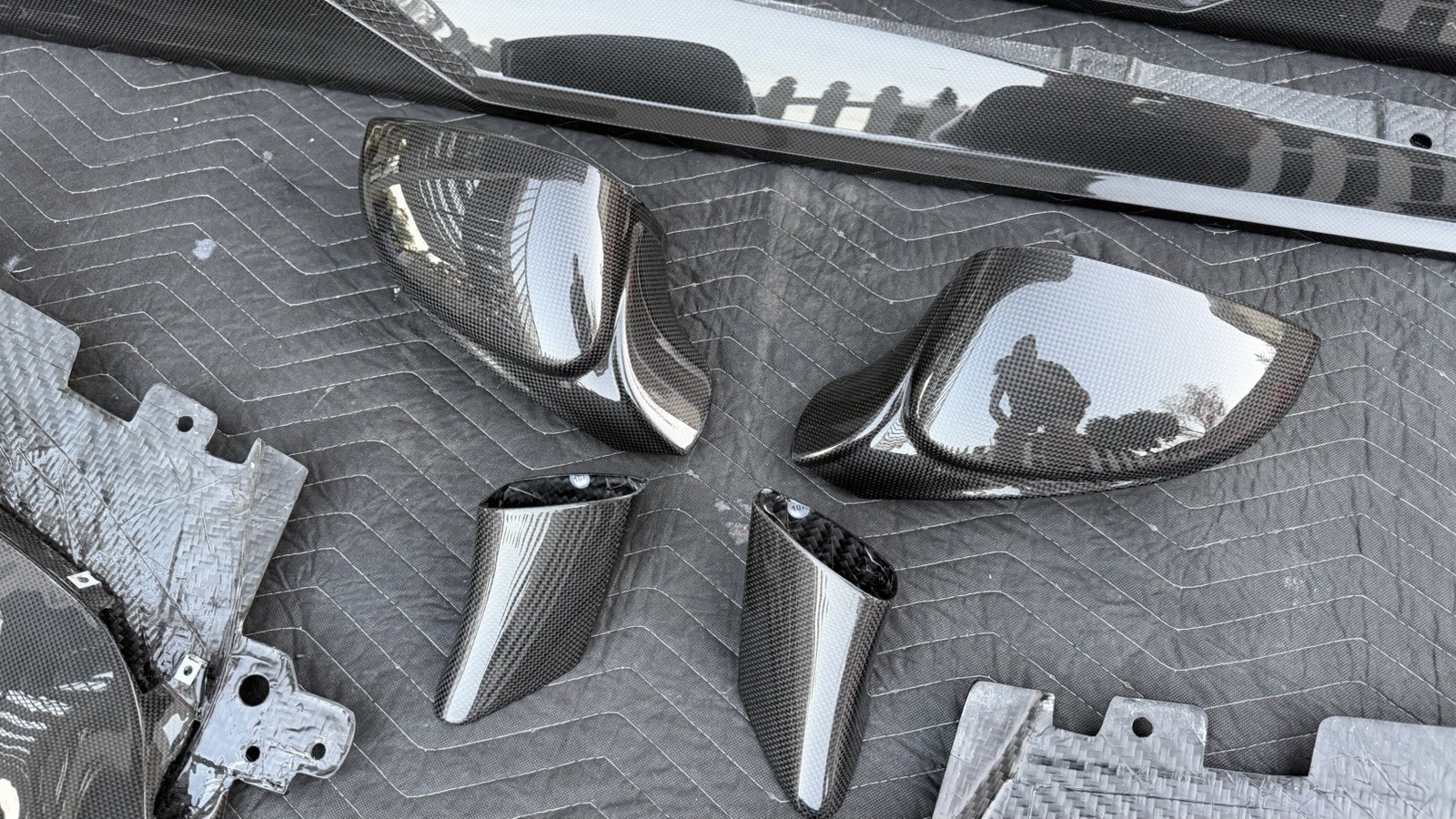 Ferrari 488 GTB Carbon Fiber Front Bumper Spoiler Bodykit