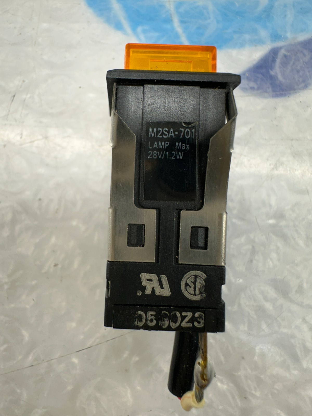 Omron M2SA-701 Orange Illuminated Lamp Pilot Light