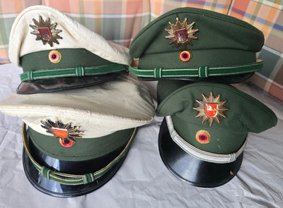 4 x Schirmmütze Polizei Niedersachsen Hamburg Mütze 80er Jahre obsolet Sammler