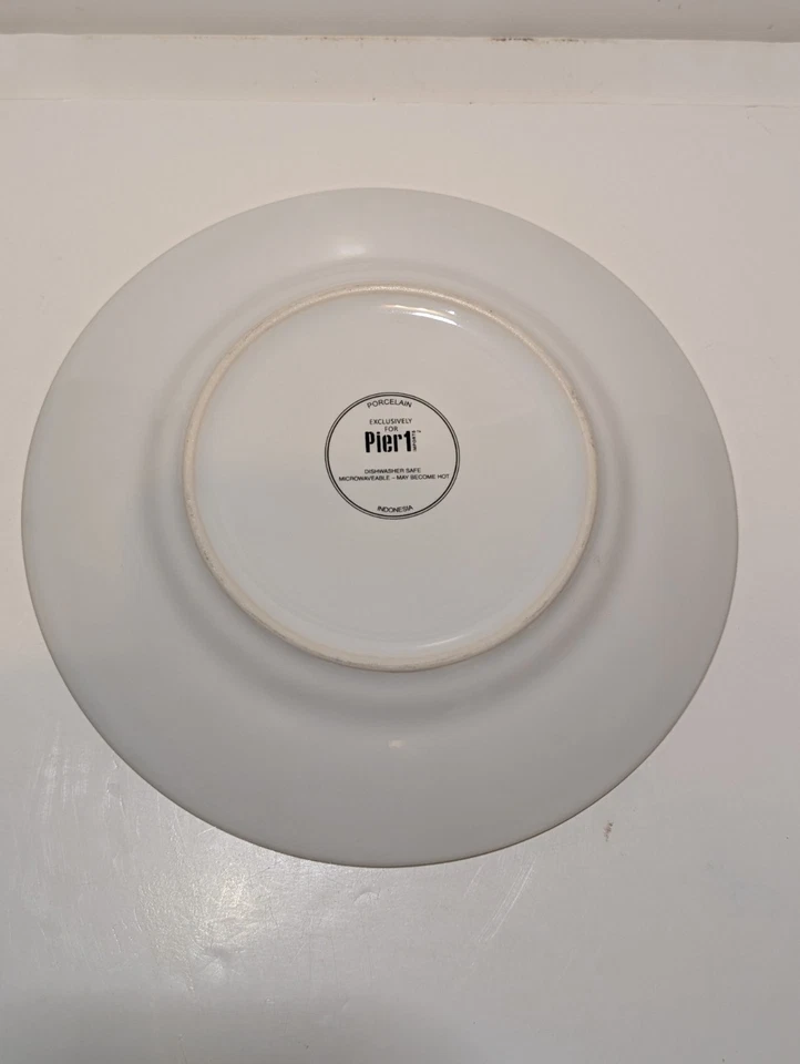 PIER 1 Importaciones Plato Decorativo Plato Pájaro Mechón Titmouse Nieve 8.5" Porcelana Foto 4 de 4