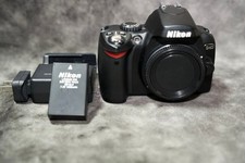 Nikon D40 digital SLR camera body