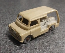 MATCHBOX LESNEY No 29  VINTAGE BEDFORD MILK DELIVERY VAN VERY GOOD CONDITION