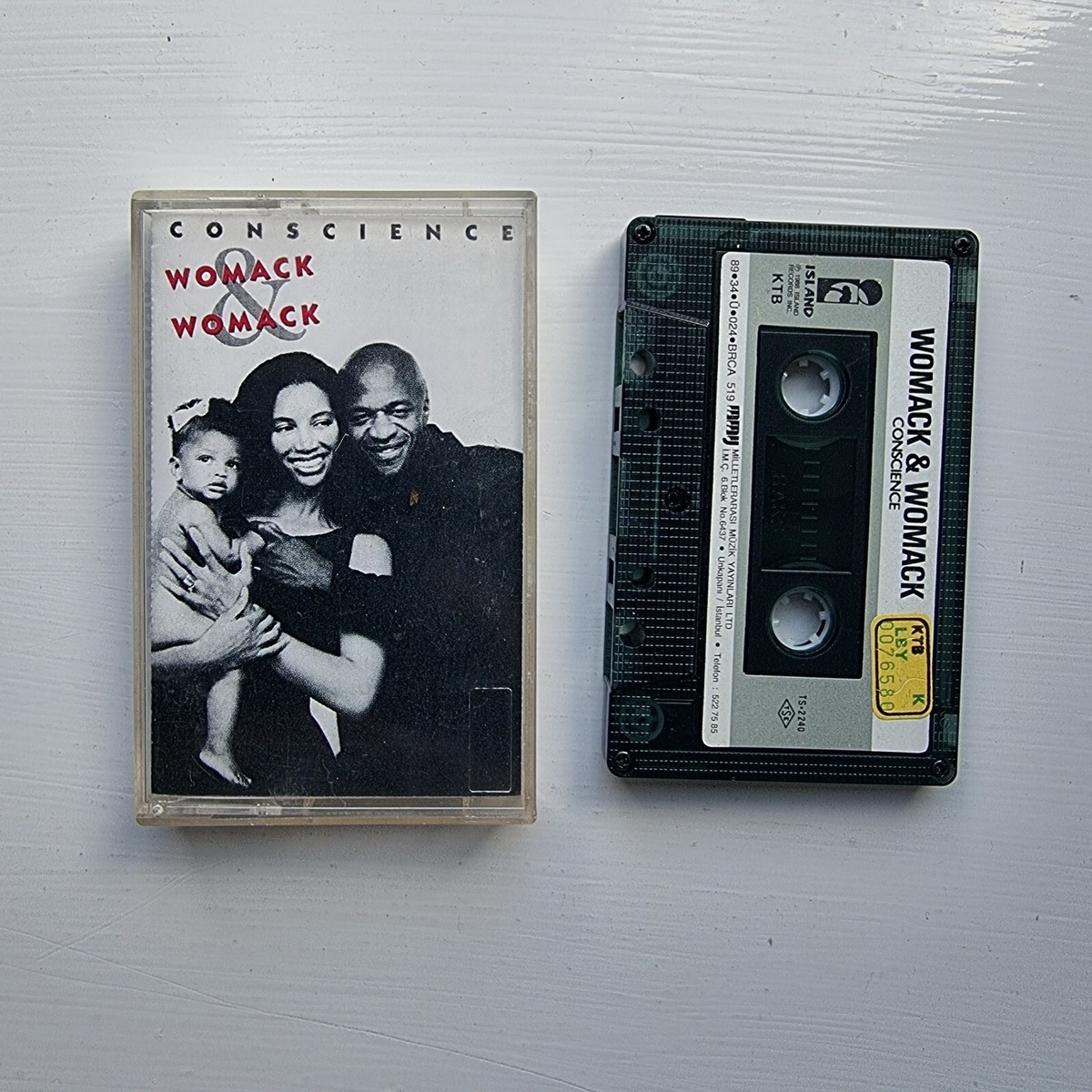 Womack & Womack - Conscience Audio Cassette - BRCA 519 -1 988