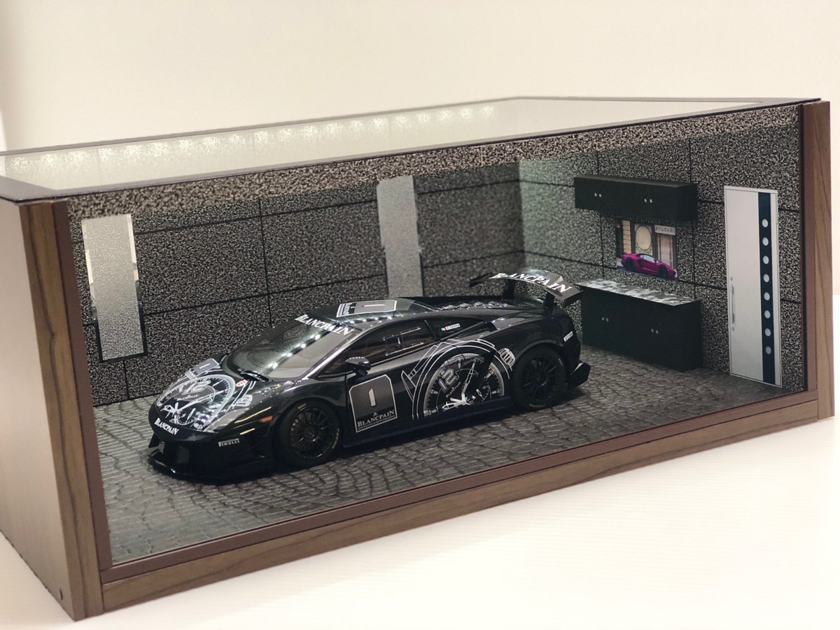 1/18 1:18 SCALE DIORAMA GARAGE DISPLAY ACRYLIC CASE W/ LED LIGHT