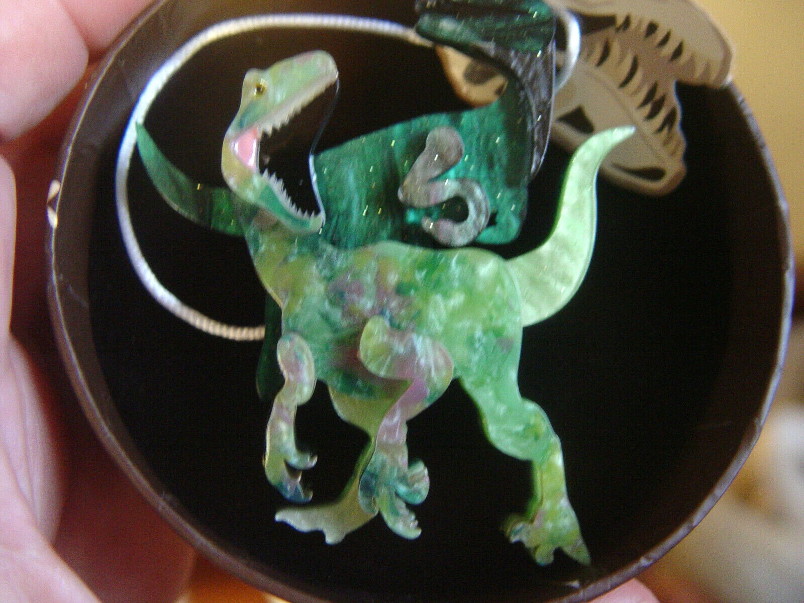 Picture 2 of 5