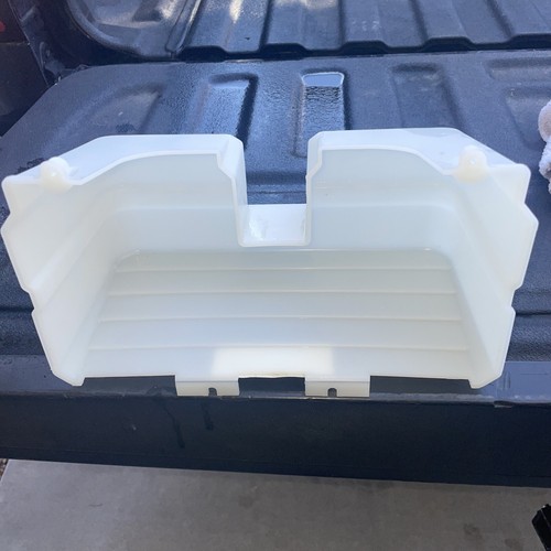 Genie Screw Drive Garage Door opener Plastic Light Lens Cover Good Used - Picture 2 of 5