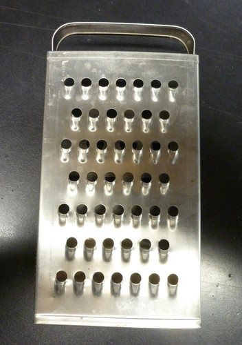Ex MOD Food Grater - Picture 5 of 8