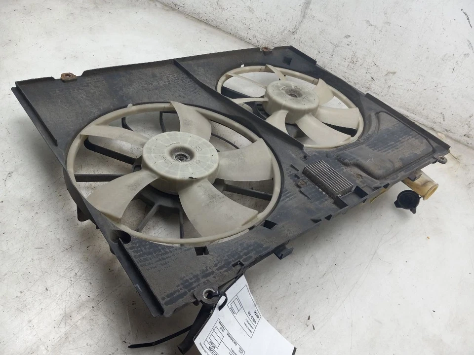 Conjunto de ventilador de motor de ventilador de radiador compatible con 07-10 SIENNA Foto 3 de 4