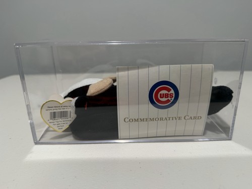 Ty Beanie Baby Chicago Cubs Daisy the Cow w/ Card Clear Display Case 1998