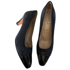 Vintage Salvatore Ferragamo Leather/Patent Pumps Dark Blue Navy black Size 8 AAA