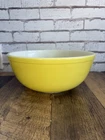 Pyrex 404 Yellow Primary Mixing Bowl Excellent Condition Vintage