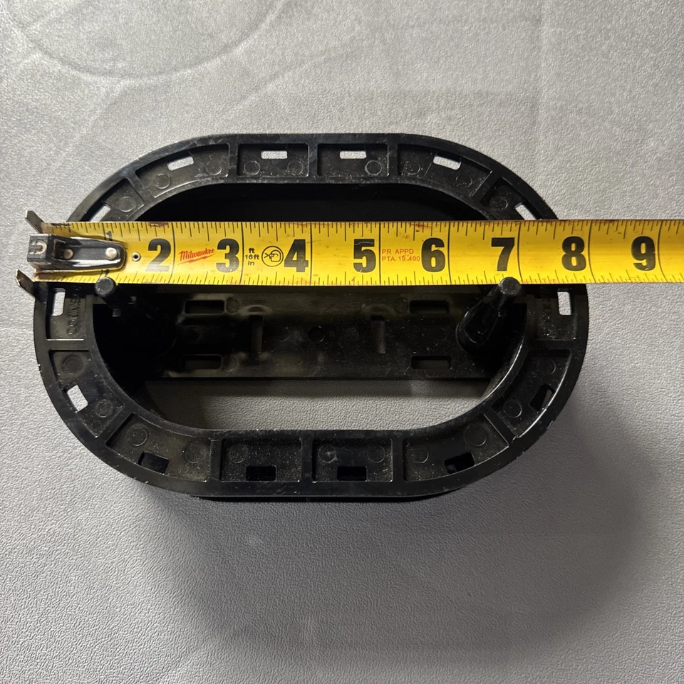 Commscope FBR-COIL-S Pequeño, Kit de Gestión de Cables HELIAX con Cabezales y Bandas de Bloqueo Foto 3 de 4